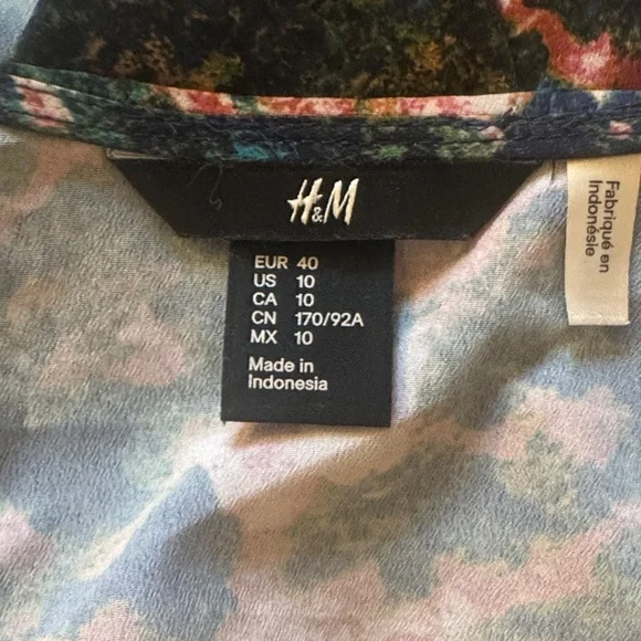 H&M Multicolor Abstract Print Top - Picture 2 of 3